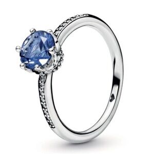 Pandora blue sparkling crown ring size 7